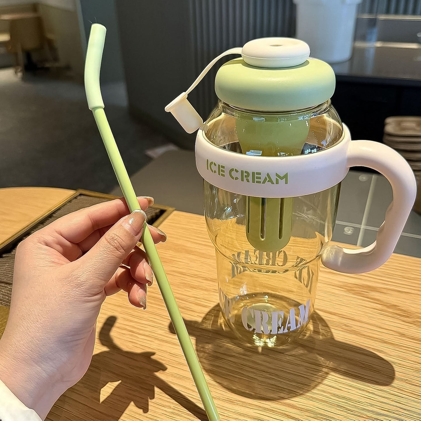 Large Capacity Cute Ice Cream Themed Water Bottle With Straw