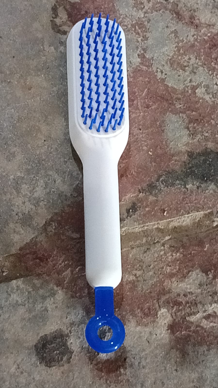 Self cleaning Hair brush